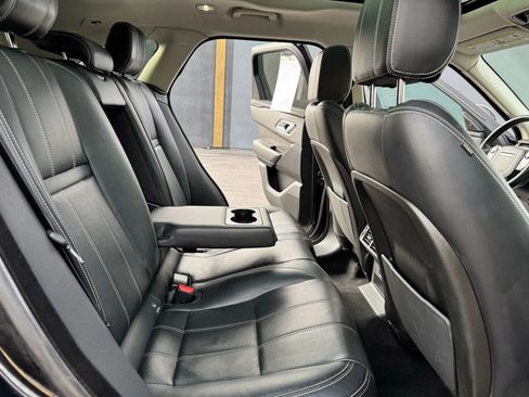 Used 2020 Land Rover Range Rover Velar S image 17