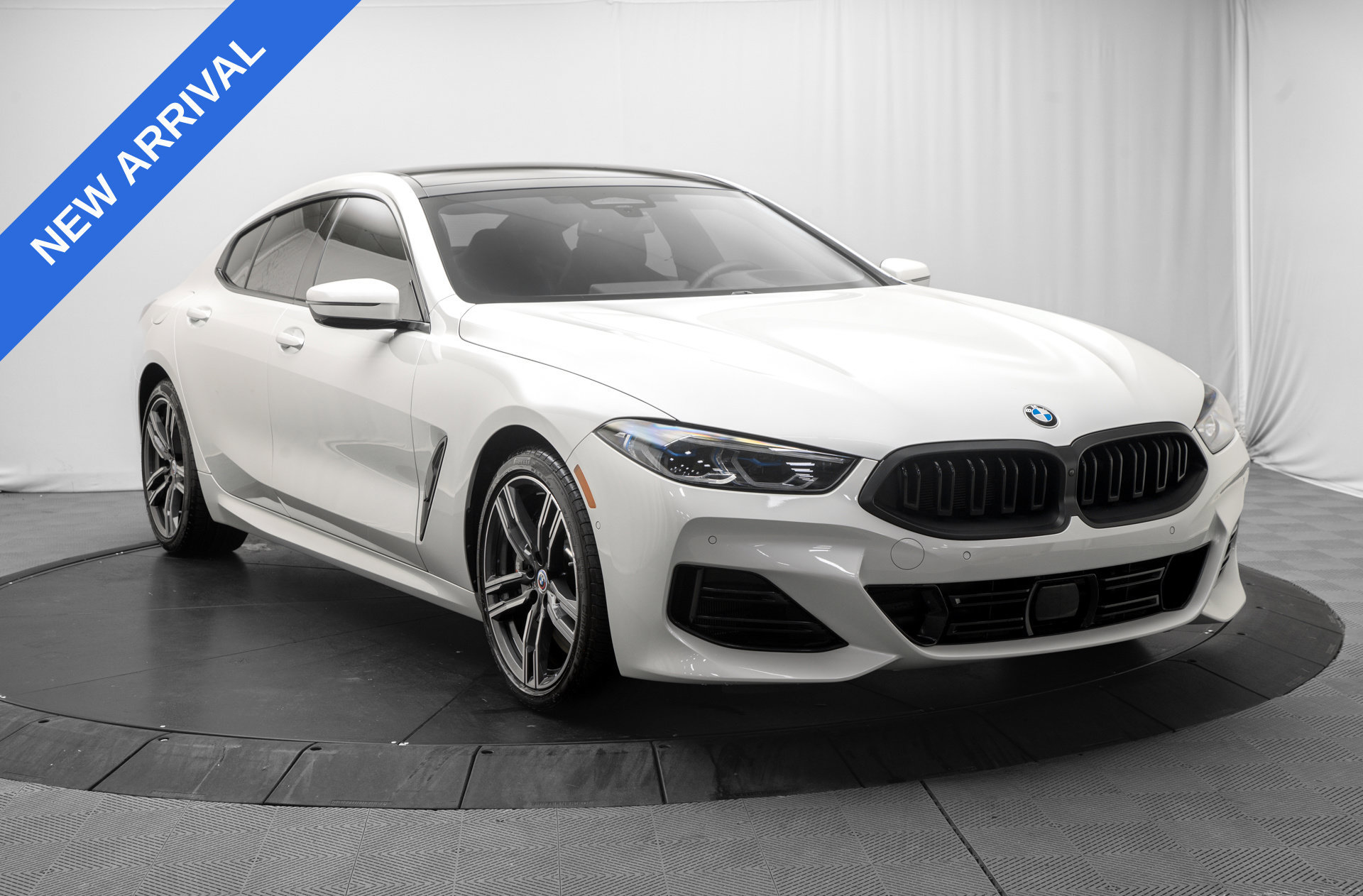Used 2025 BMW 840i xDrive AWD/4WD image 9
