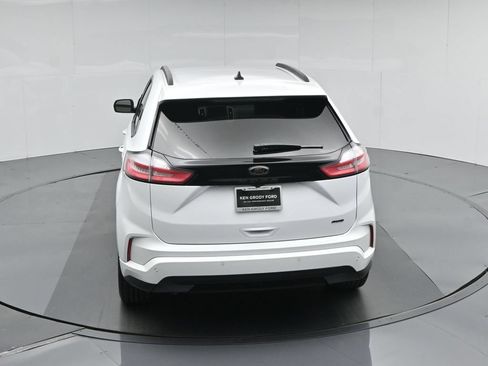 Used 2022 Ford Edge SE w/ Black Appearance Package AWD/4WD image 42