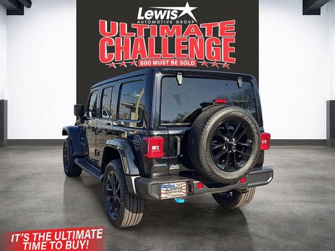 Used 2023 Jeep Wrangler Unlimited Sahara image 3