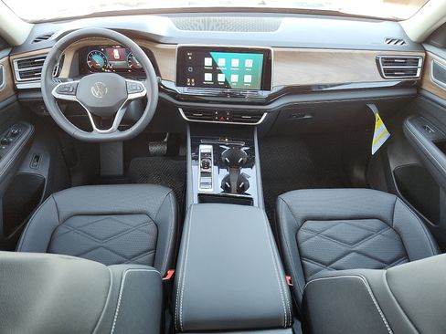 New 2026 Volkswagen Atlas SE image 11