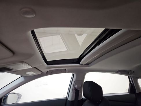 Certified 2025 Honda Accord SE image 3