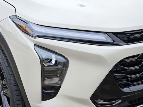 New 2026 Chevrolet Trax ACTIV w/ Sunroof Package image 9