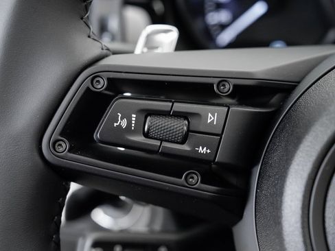 New 2025 Porsche Macan image 14