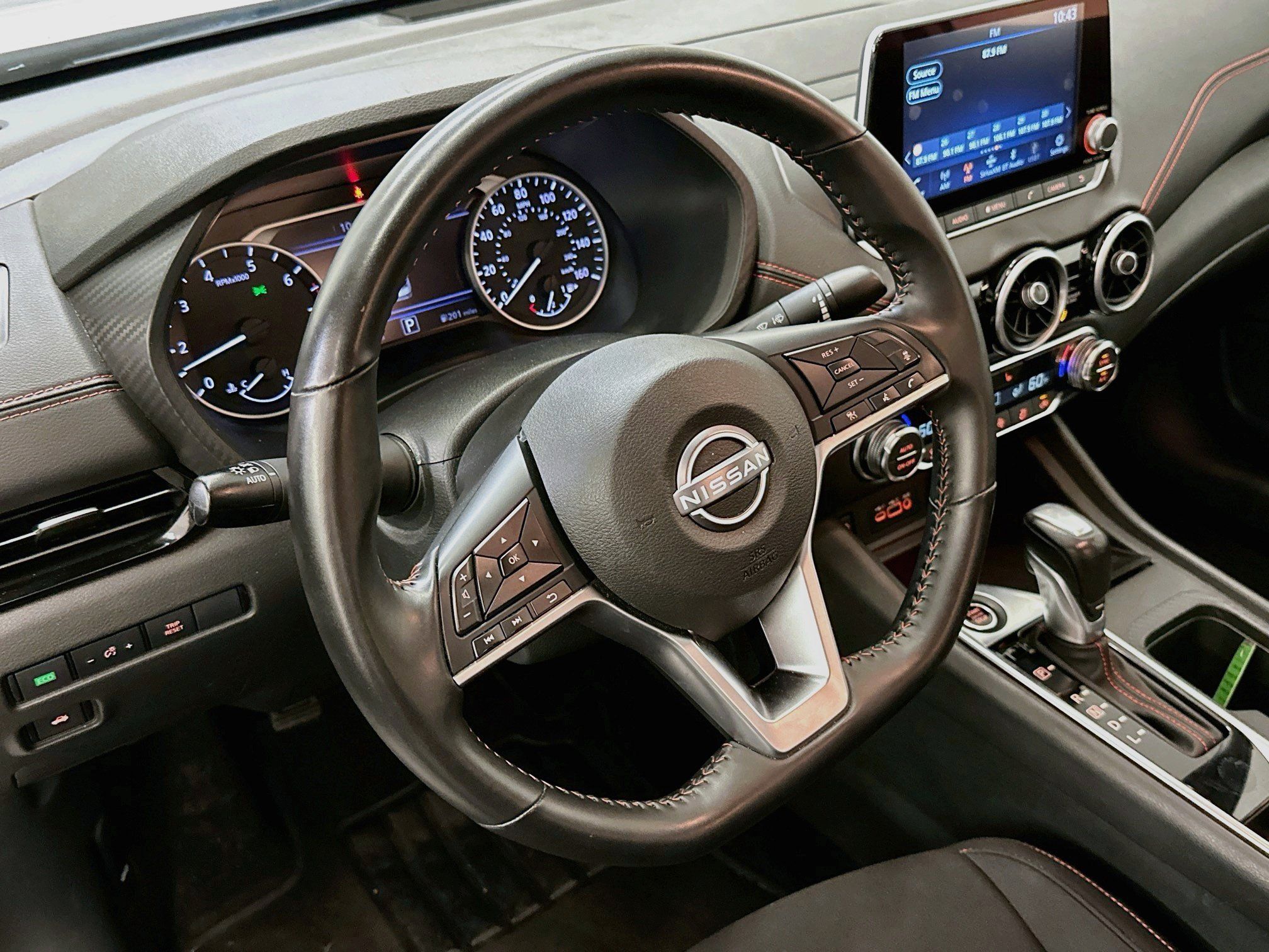 Used 2025 Nissan Sentra SR FWD image 18