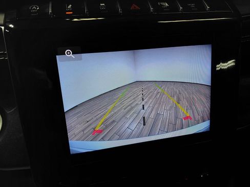 Used 2022 Jeep Grand Cherokee Altitude AWD/4WD image 21