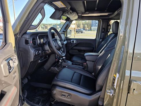 New 2026 Jeep Wrangler Unlimited Rubicon image 22