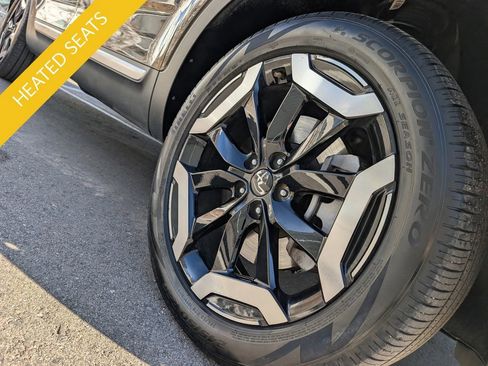 Used 2024 Kia Telluride S w/ S Sunroof Package image 8