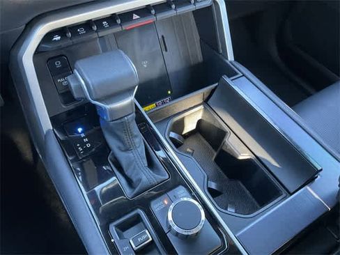 Used 2025 Toyota Tundra Platinum image 25