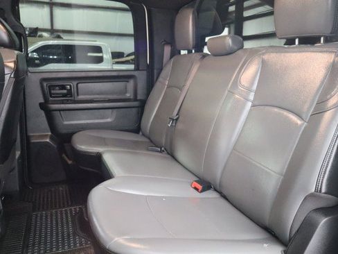 Used 2022 RAM 3500 Tradesman w/ Chrome Appearance Group AWD/4WD image 9