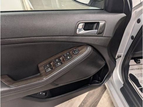 Used 2015 Kia Optima EX FWD image 7