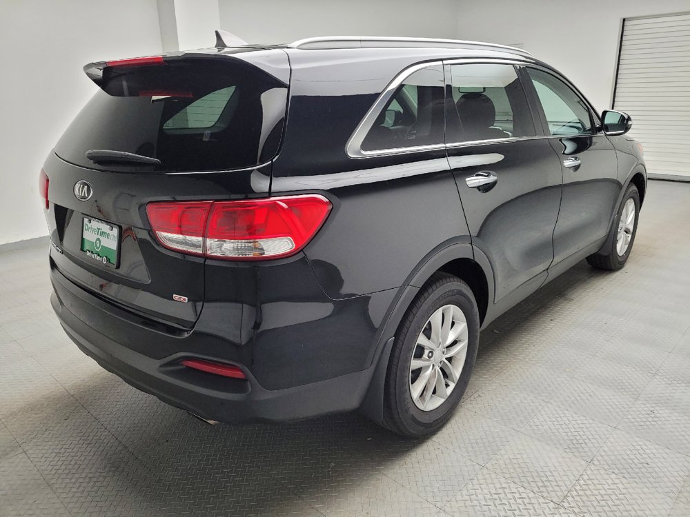 Used 2018 Kia Sorento FWD image 9
