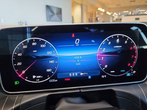 Certified 2025 Mercedes-Benz C 300 4MATIC Sedan image 21