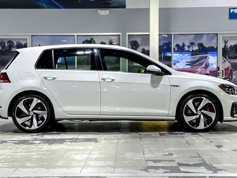 Used 2019 Volkswagen GTI Rabbit Edition image 7