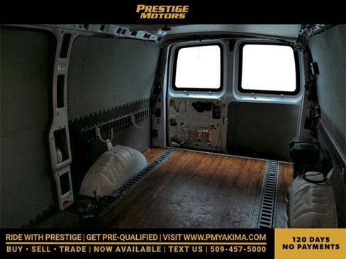 Used 2013 Chevrolet Express 1500 image 31