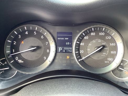 Used 2011 INFINITI M37 x w/ Premium Pkg AWD/4WD image 9