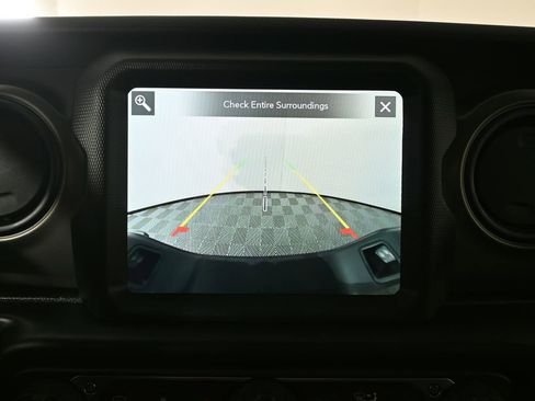 Used 2022 Jeep Gladiator Sport image 30