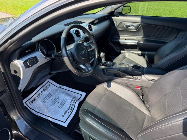 Used 2015 Ford Mustang GT Premium RWD image 9