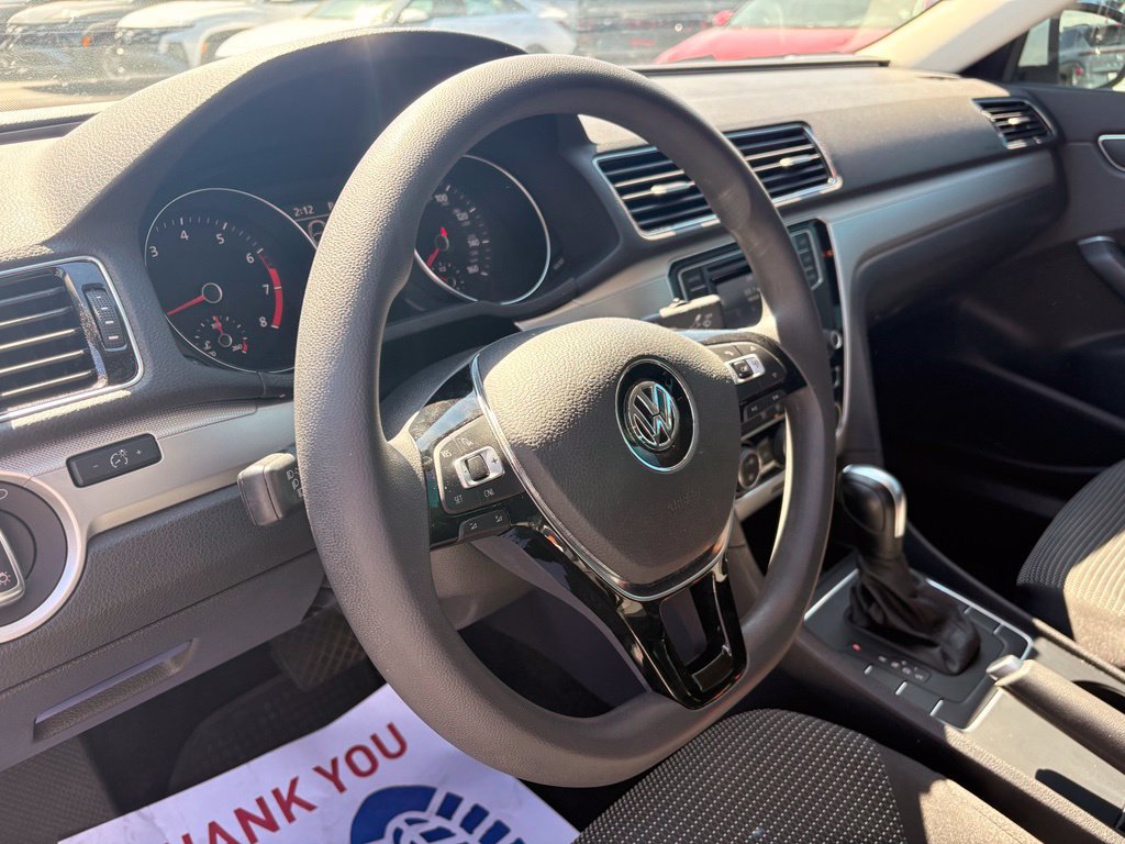Used 2016 Volkswagen Passat 1.8T S FWD image 9