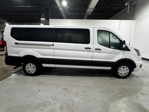 Used 2024 Ford Transit 350 XLT image 5