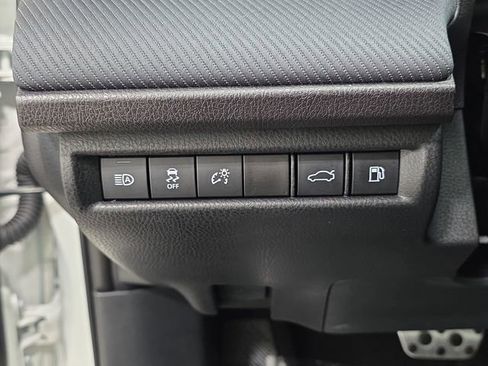 Certified 2025 Toyota Camry SE w/ Convenience Package image 26