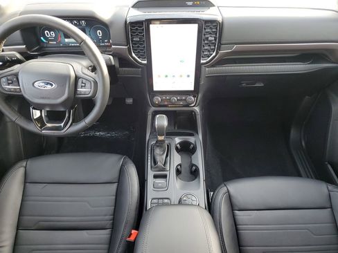 New 2025 Ford Ranger Lariat w/ Black Appearance Package image 26