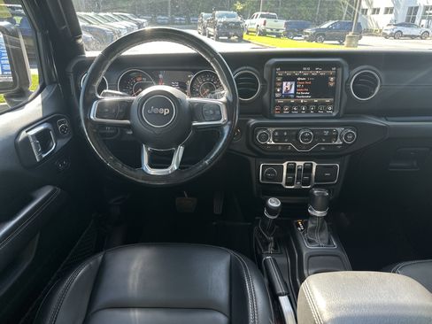 Used 2021 Jeep Wrangler Unlimited Sahara AWD/4WD image 20