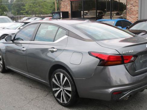 Used 2021 Nissan Altima 2.5 SR w/ SR Premium Package AWD/4WD image 5