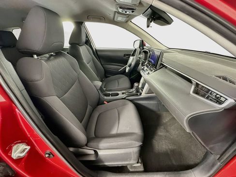 Used 2023 Toyota Corolla Cross LE FWD image 28