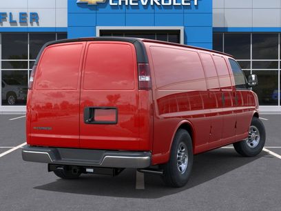 New 2025 Chevrolet Express 3500 Extended