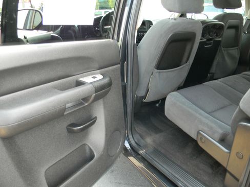 Used 2009 Chevrolet Silverado 1500 LT w/ All Star Package image 11