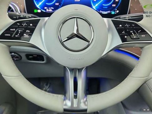 Used 2023 Mercedes-Benz EQE 350+ 4MATIC SUV image 43