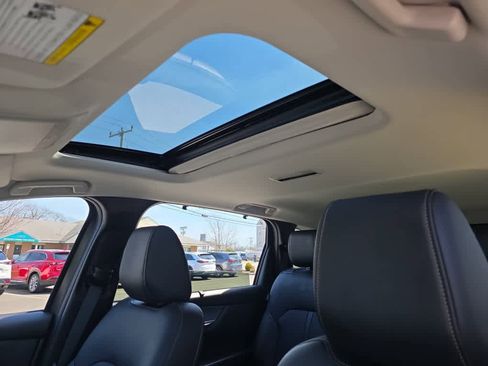 Used 2024 MAZDA CX-90 3.3 Turbo w/ Preferred Package AWD/4WD image 13