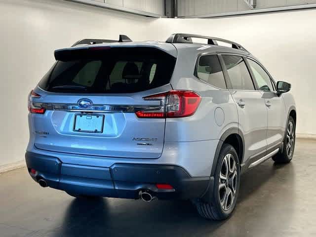 Used 2025 Subaru Ascent Limited AWD/4WD image 23