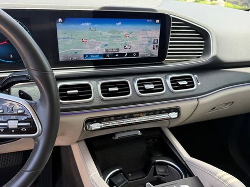 Used 2020 Mercedes-Benz GLE 350 4MATIC image 19
