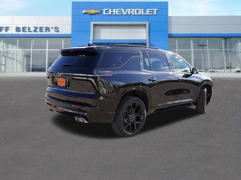New 2026 Chevrolet Traverse RS image 3