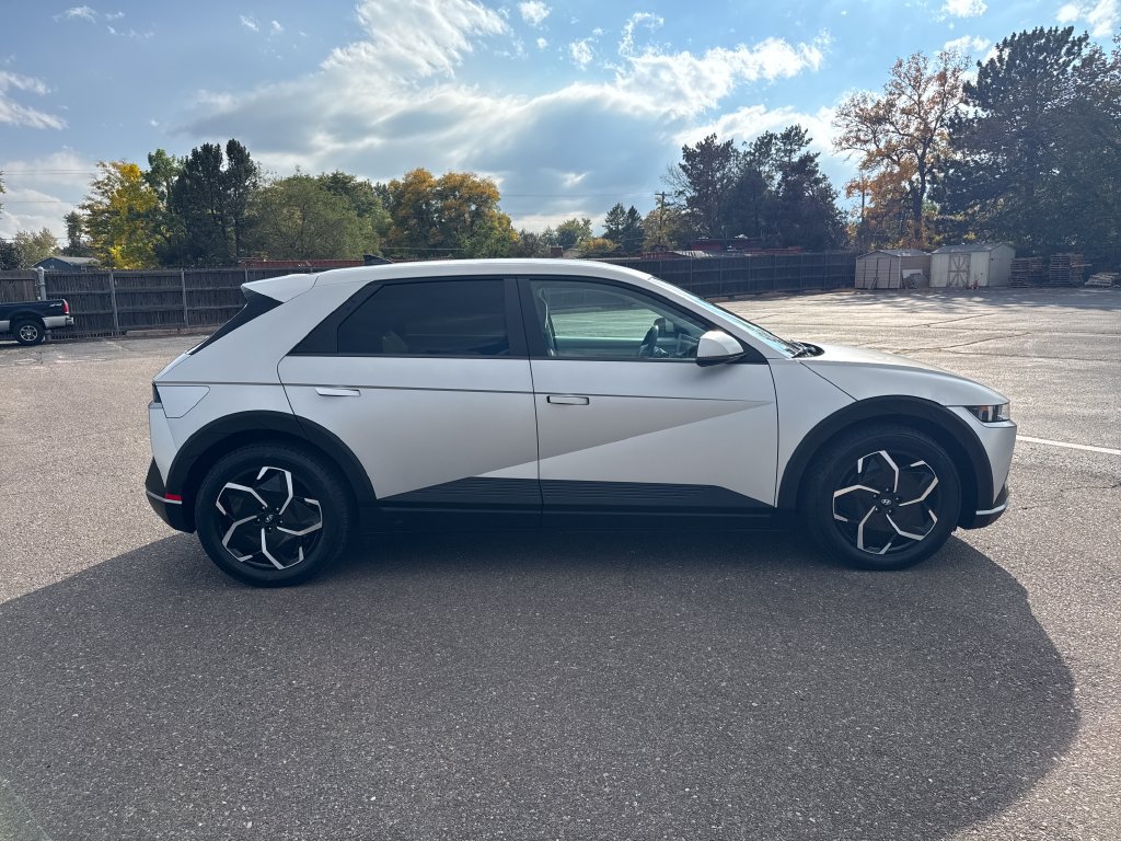 Used 2024 Hyundai Ioniq 5 SEL AWD/4WD image 6