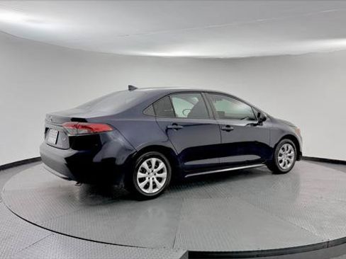 Used 2022 Toyota Corolla LE FWD image 8