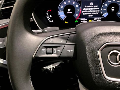 Used 2025 Audi Q3 2.0T Premium w/ Convenience Package image 11