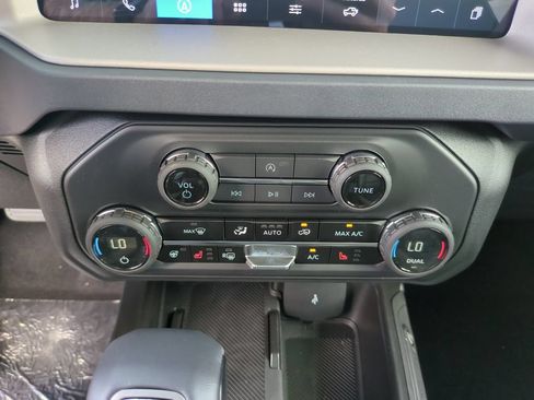 New 2026 Ford Bronco Outer Banks AWD/4WD image 23