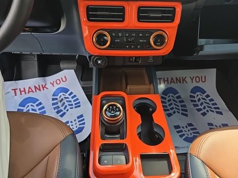 Used 2023 Ford Maverick Lariat w/ Lariat Luxury Package image 9