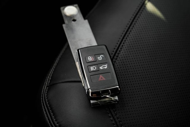 New 2026 Land Rover Defender 110 X-Dynamic SE AWD/4WD image 68