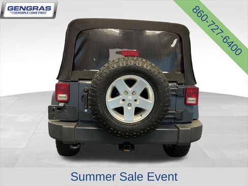 Certified 2017 Jeep Wrangler Unlimited Sahara w/ Connectivity Group AWD/4WD image 7
