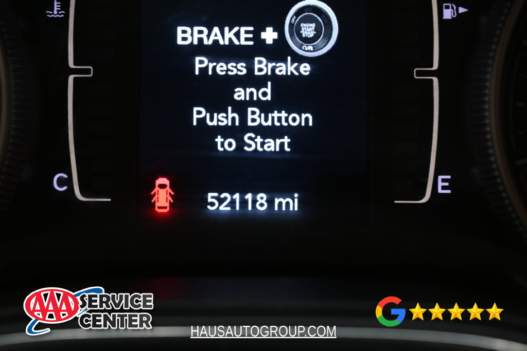 Used 2019 Jeep Cherokee Latitude Plus w/ Cold Weather Group AWD/4WD image 30