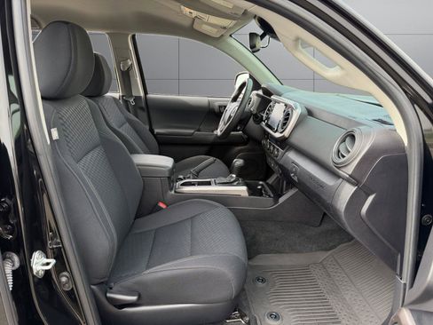 Used 2023 Toyota Tacoma 4x4 Double Cab w/ Trail Edition image 7