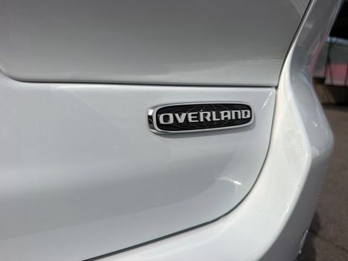 Used 2021 Jeep Grand Cherokee L Overland w/ Luxury Tech Group IV AWD/4WD image 10