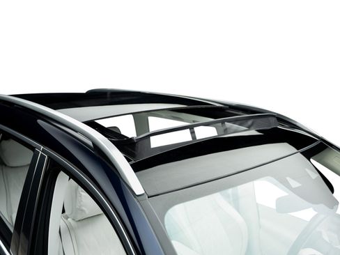 Used 2025 Mercedes-Benz Maybach GLS 600 4MATIC image 69