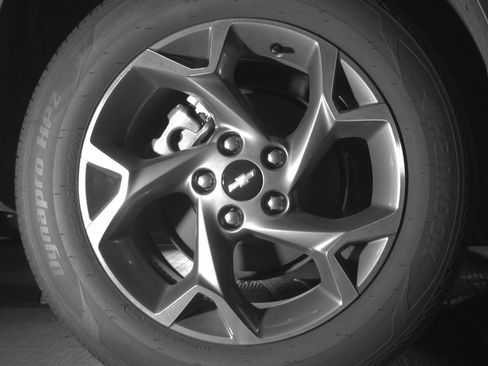 Used 2025 Chevrolet Trax LT w/ LT Convenience Package image 15