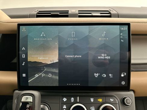 New 2026 Land Rover Defender 110 X-Dynamic SE image 26