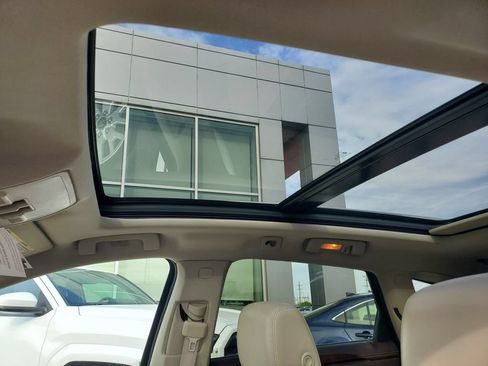 Used 2015 Cadillac SRX Premium w/ Driver Assist Package AWD/4WD image 15